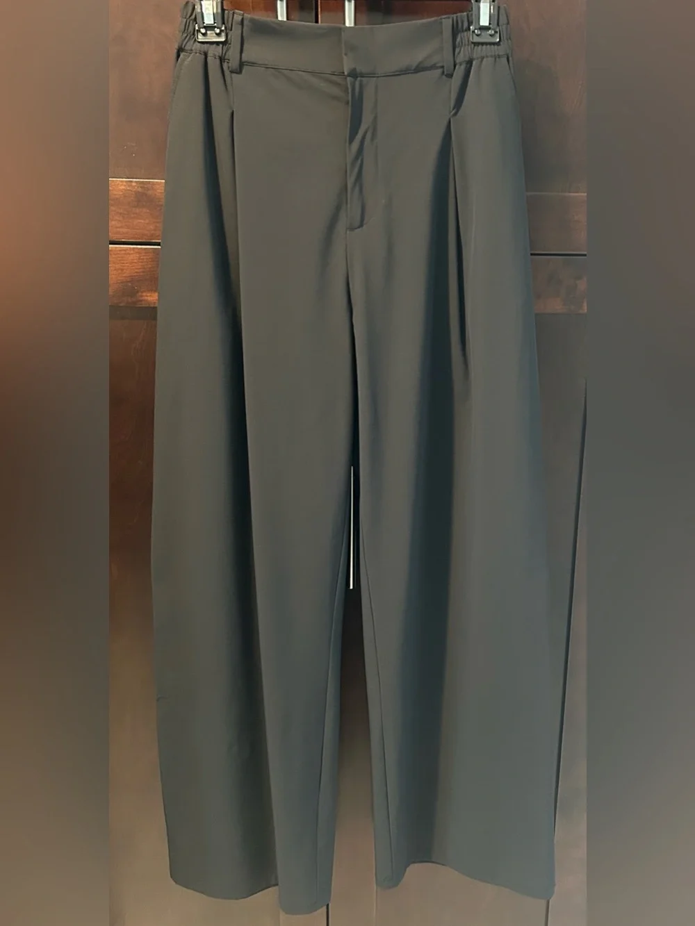 ALO Yoga High-Waist Pursuit Trousers